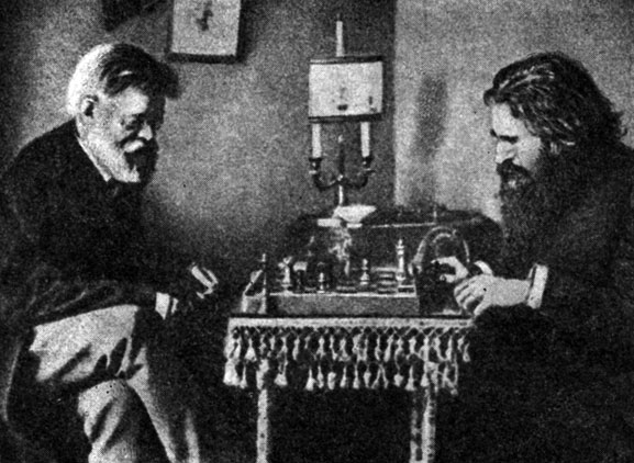 Рис. 3. А. Н. Пыпин (слева) и В. С. Соловьев