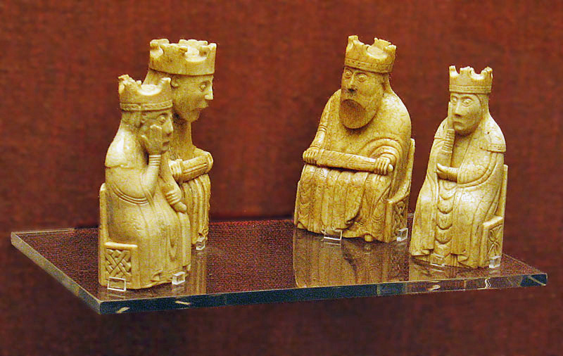 Фигуры, выставленные в Британском музее. Фото: Wikimedia Commons